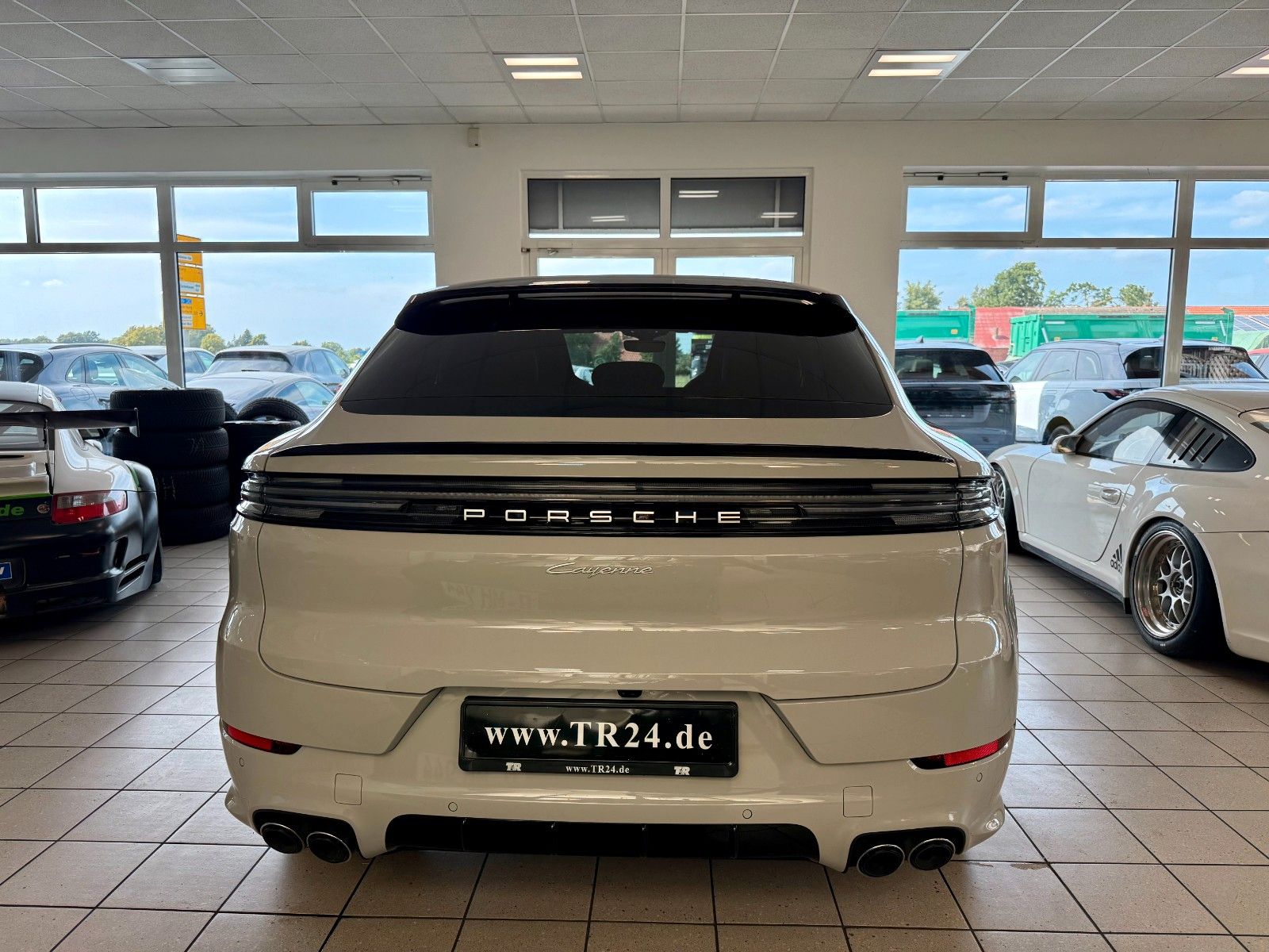 Fahrzeugabbildung Porsche Cayenne Coupe SportDesign/Burmester/HeadUp/ACC