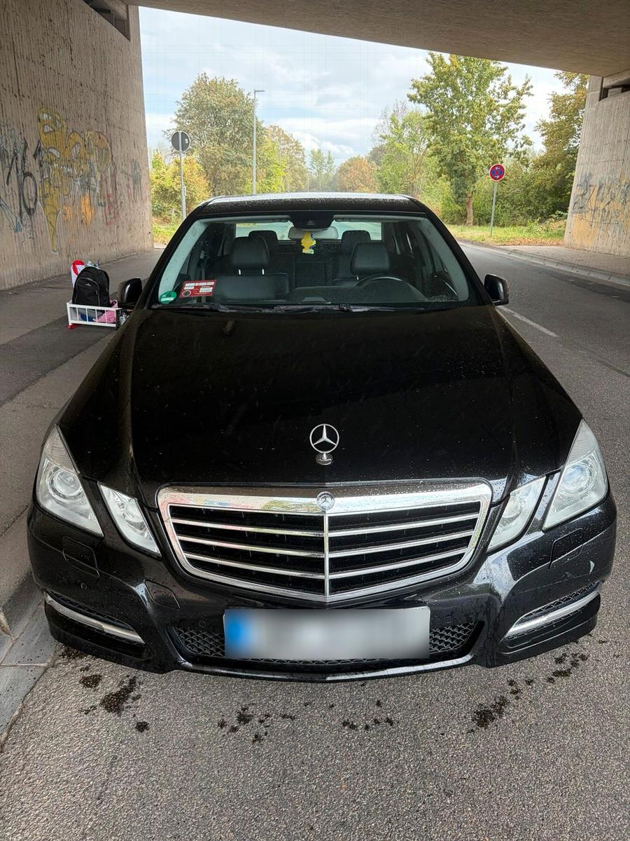Mercedes-Benz E 200