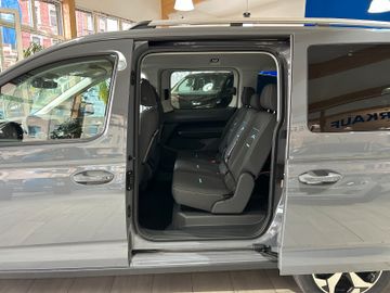 Ford Grand Tourneo Connect PHEV Active