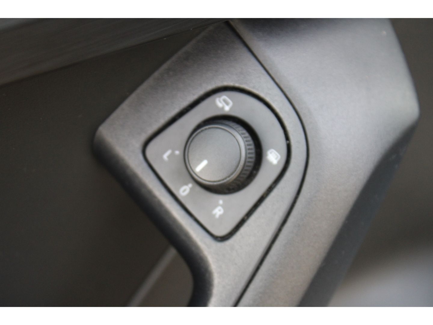 CUPRA Ateca 4Drive Cupra DSG ACC LED 360 Gr Navi beats - Image 14