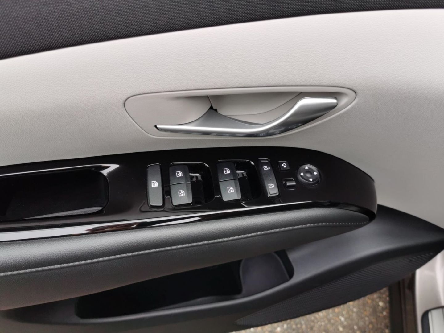 Fahrzeugabbildung Hyundai Tucson Prime Plug-In Hybrid 4WD AHK-abnehmbar Na