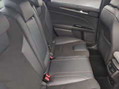 FORD Mondeo 2.0 ST-Line~Pano