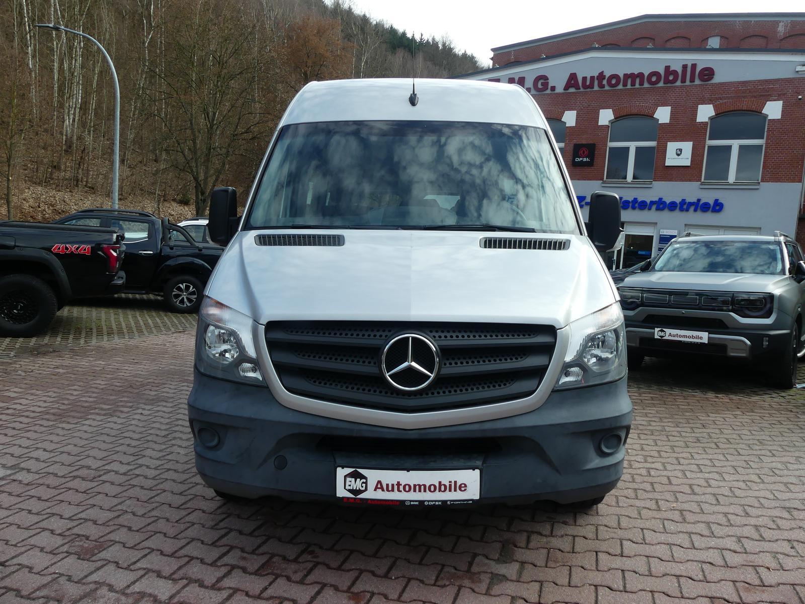 Mercedes-Benz Sprinter 2.1 CDI*AHK*Standhzg.*SHZ*USB*9-Sitzer