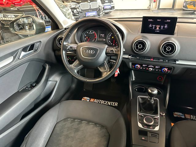 Audi A3 attraction **BiXENON*TÜV*KLIMA*TEMPOMAT*