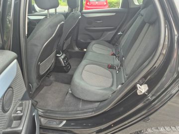 BMW 220 - 11