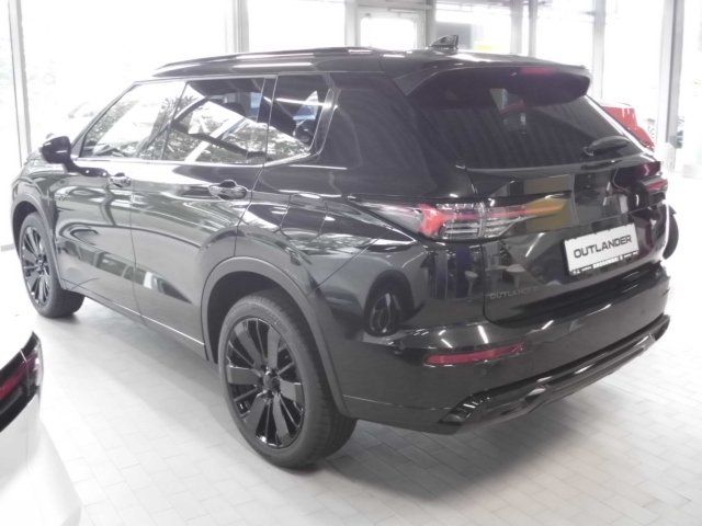 Mitsubishi Outlander 2,4 PHEV Diamant TOP Black imagem 3