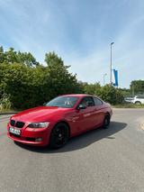BMW E92 325i Rot Einzigartig - BMW 325 in Stuttgart
