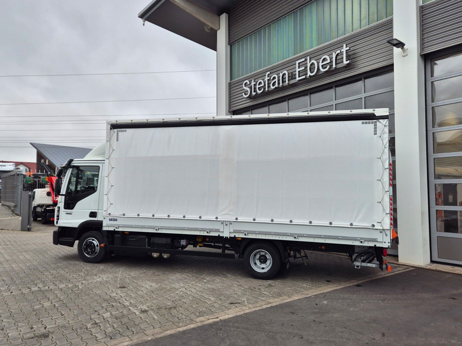 Fahrzeugabbildung Iveco Eurocargo ML75E19/P LBW  Spoiler Klima 3 Sitze