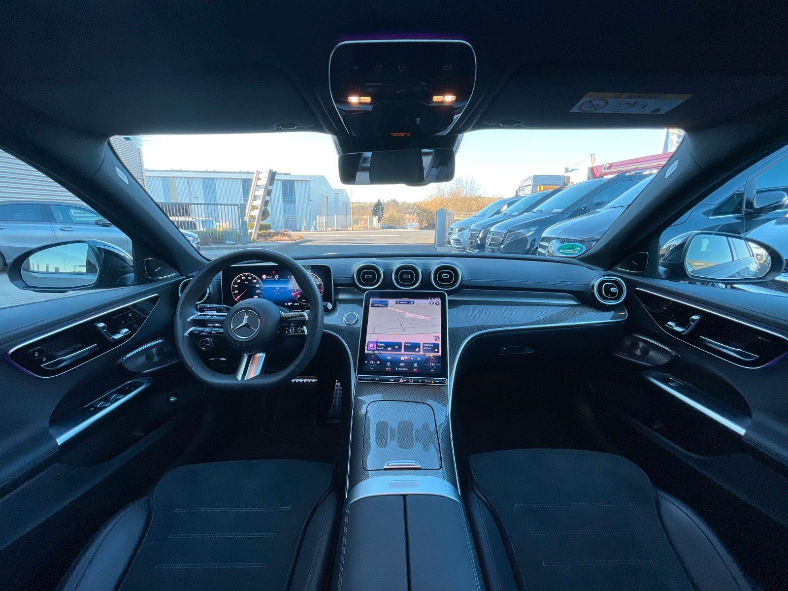 Fahrzeugabbildung Mercedes-Benz C 300 4M AMG Burm+Memory+Digital+Pano+360°+Distr