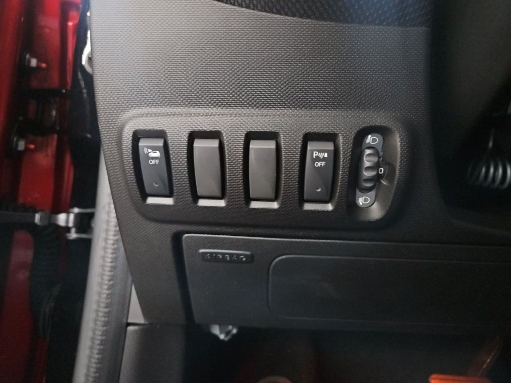 Fahrzeugabbildung Smart EQ forfour Pano LED LM Sitzhzg. DAB Navi Kamera