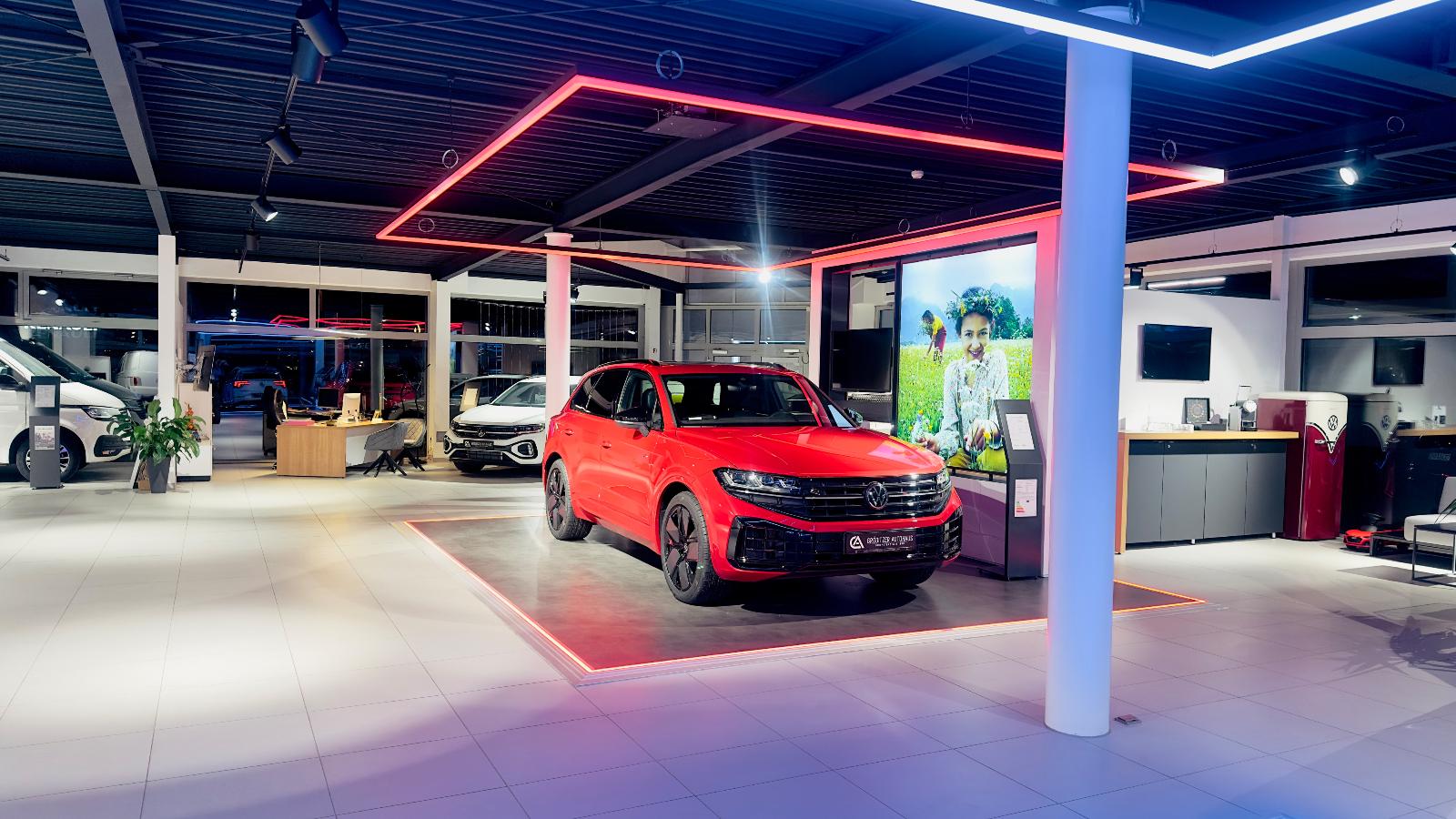 showroom-image-main