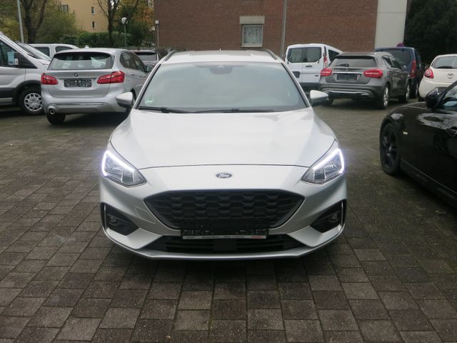 Ford Focus ST-Line,Navi,WR