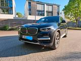 BMW Top gepflegter X3 xDrive20i xLine mit wenig KM