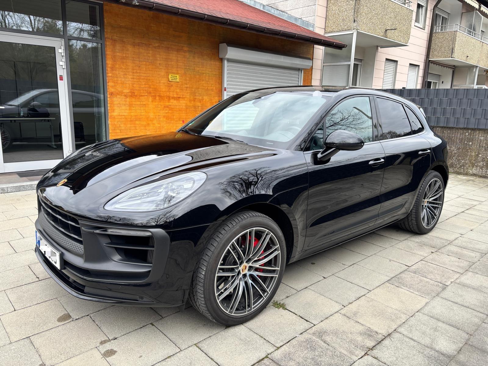 Porsche Macan GTS Sport Chrono Pano