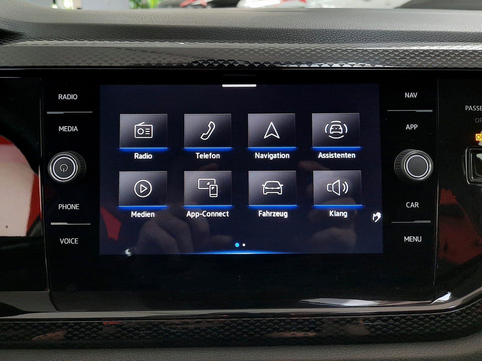 Fahrzeugabbildung Volkswagen Polo Life TSI *AHK*LED*PDC*Sitzhzg.*App-Con.*ACC