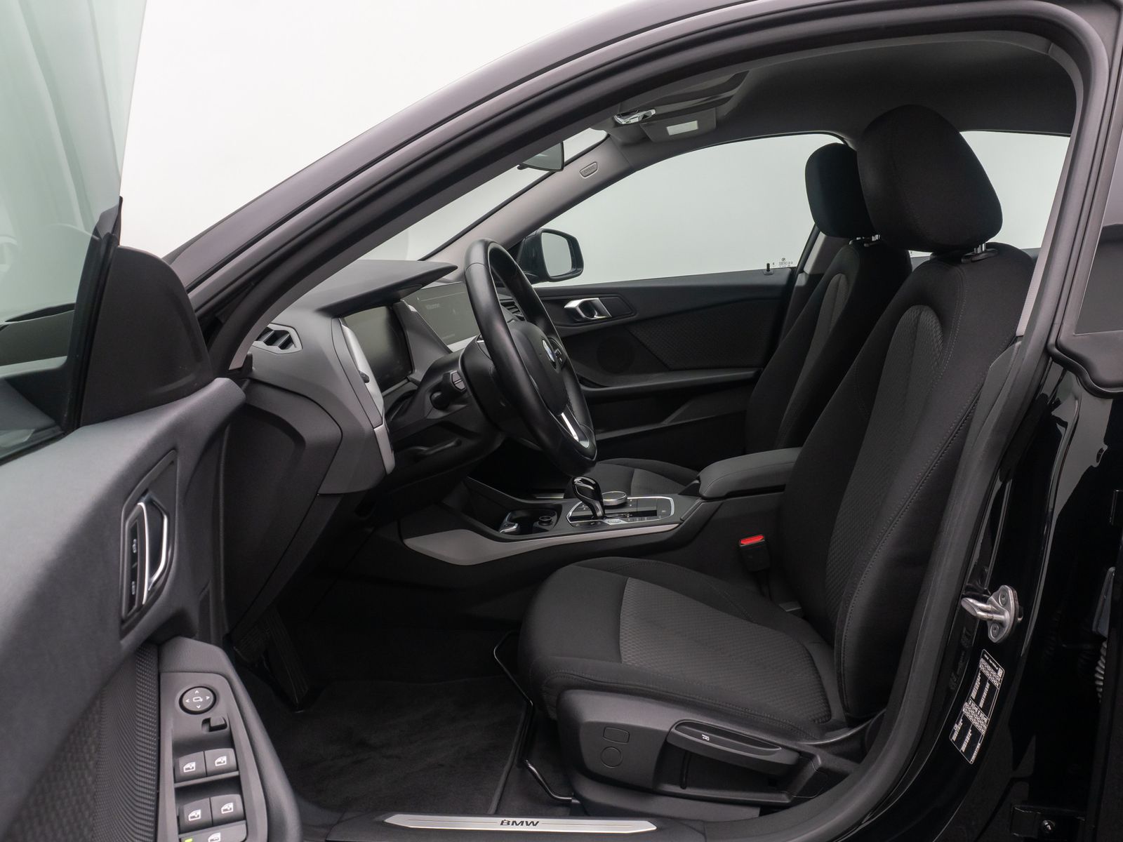 Fahrzeugabbildung BMW 218i Gran Coup&eacute; DAB PDC LED Geschwindigkeitsreg