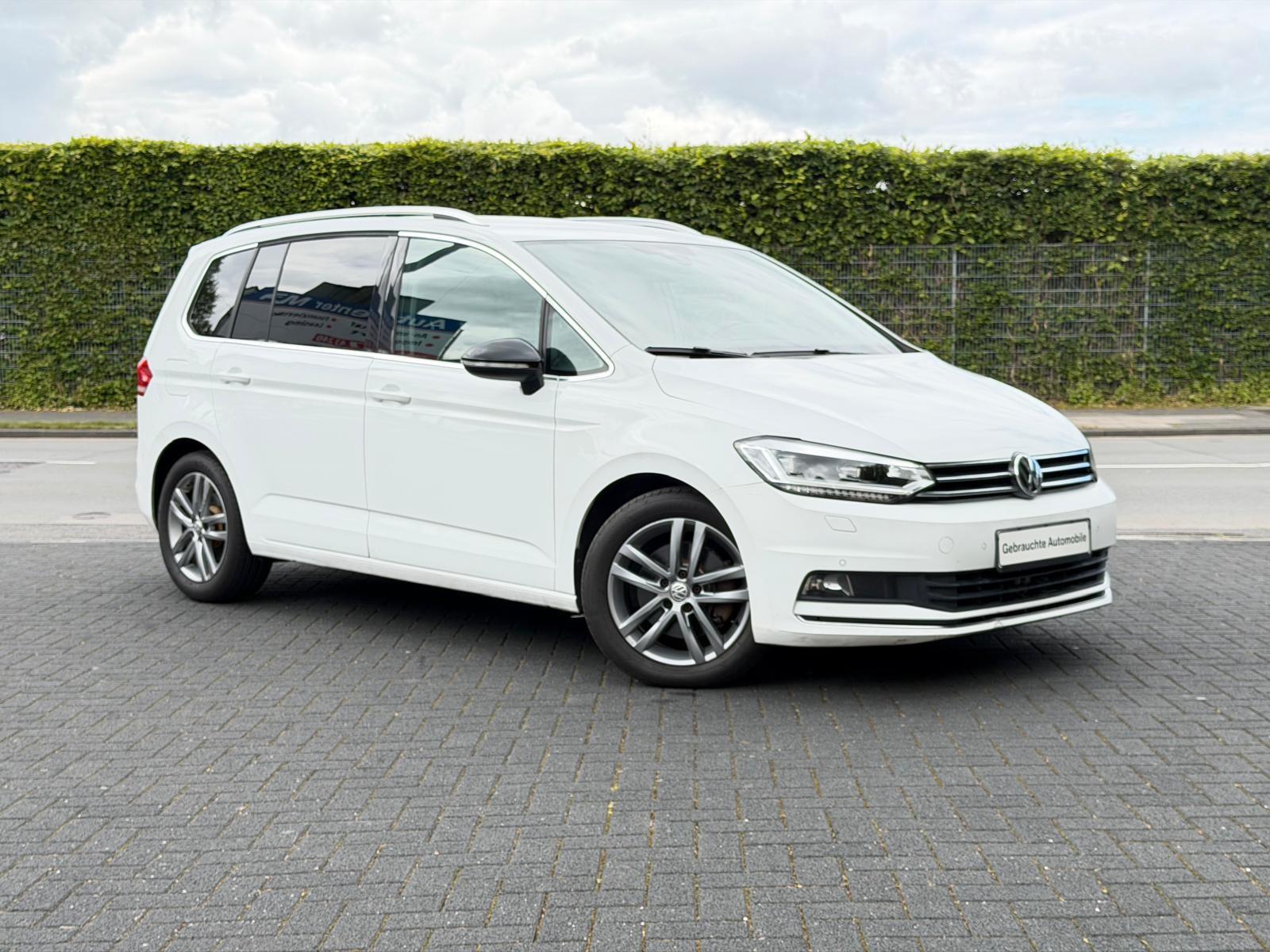 Volkswagen Touran Highline 2.0 TDI BMT ACC-LED-PDC-SHZ-