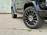 Mercedes-Benz G500 W463 Designo Vollausstattung! Liebhaber - mit Benzin-Antrieb: Schwarz