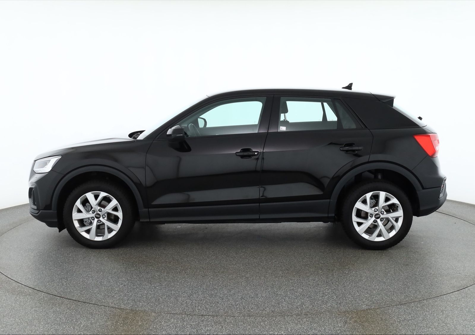 Audi Q2 1.5 TFSI LED App-Connect el. Heckklappe DAB imagem 2