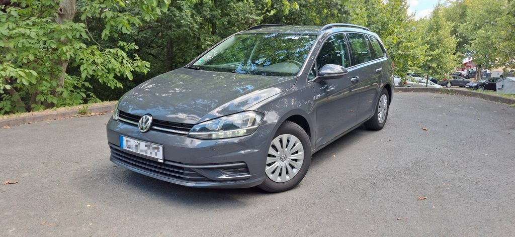 Image of Volkswagen Golf