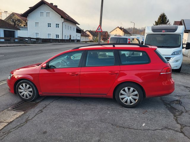 Volkswagen Passat Variant- KLIMA SHZ PDC EURO5