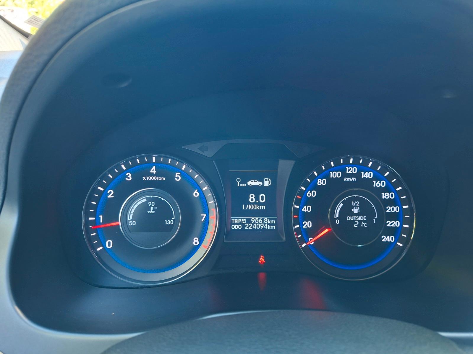 Hyundai i40 2013 — photo 14