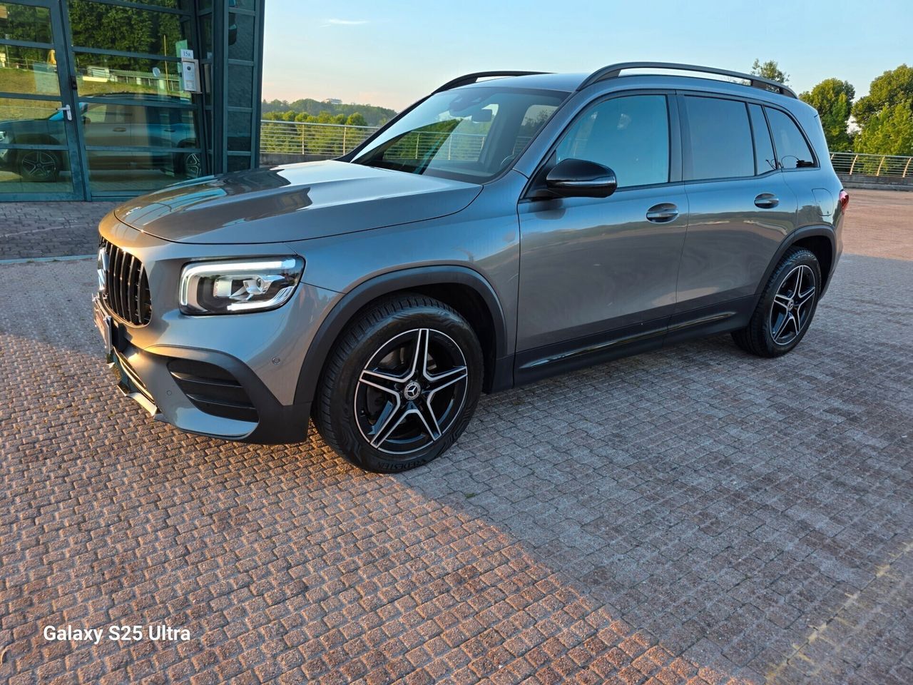Mercedes-Benz Mercedes-benz GLB 200 d Premium valutiamo usato 