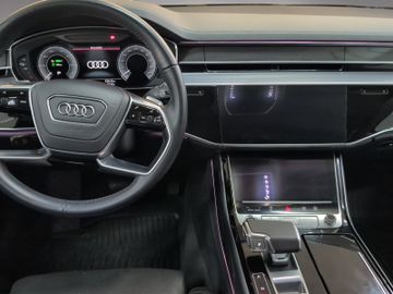 Audi A8 - 7