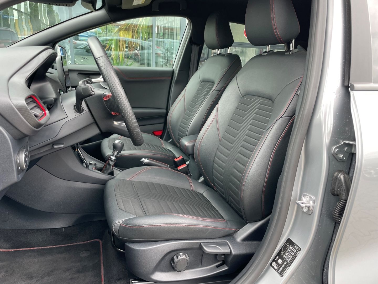Fahrzeugabbildung Ford Puma ST-Line X 1.0 EcoBoost Mild Hybrid EU6d
