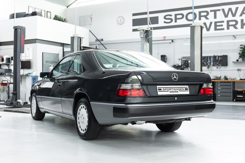 Mercedes-Benz CE 230