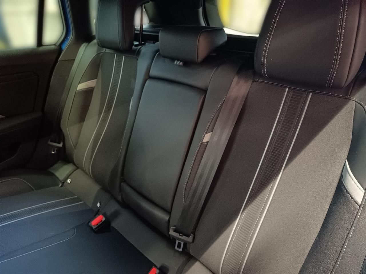 Fahrzeugabbildung Opel Astra L ST GS 1.2 Turbo 96KW