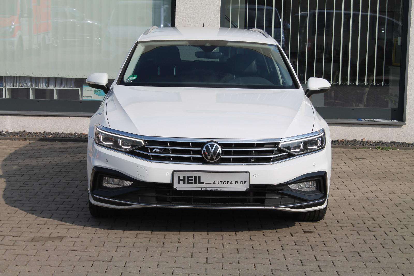 Volkswagen Passat Variant Elegance 4Motion*R-LINE*STH*LED*