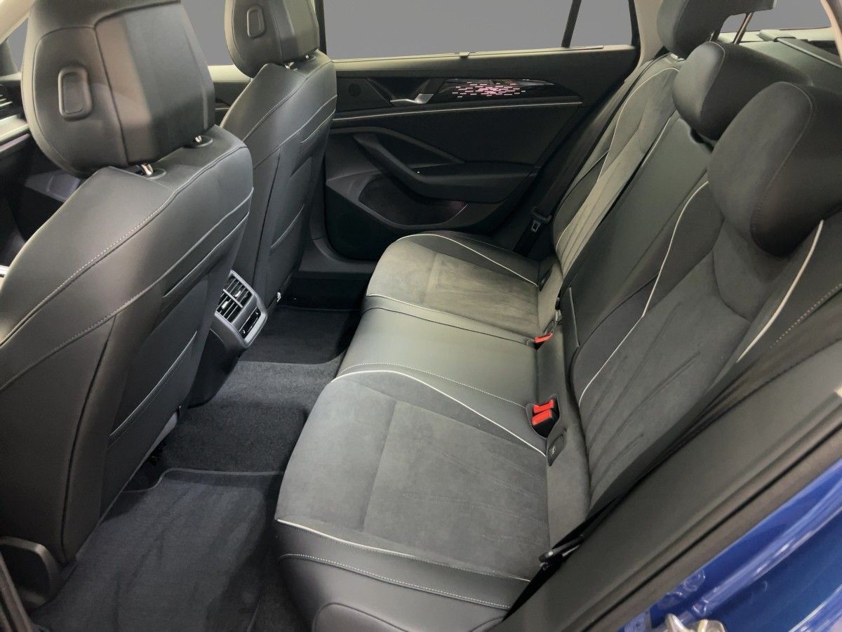 Volkswagen Passat Variant - Bild 10