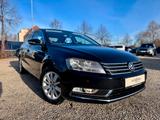 Volkswagen Passat 1.4 Lim. Comfortline / Automatik / SHZ - Volkswagen Passat: Schwarz