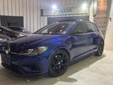 Volkswagen Golf VII R 4Motion*Panorama*19ZOLL*ACC*SPUR*NAV - Gebrauchtwagen in Dinslaken