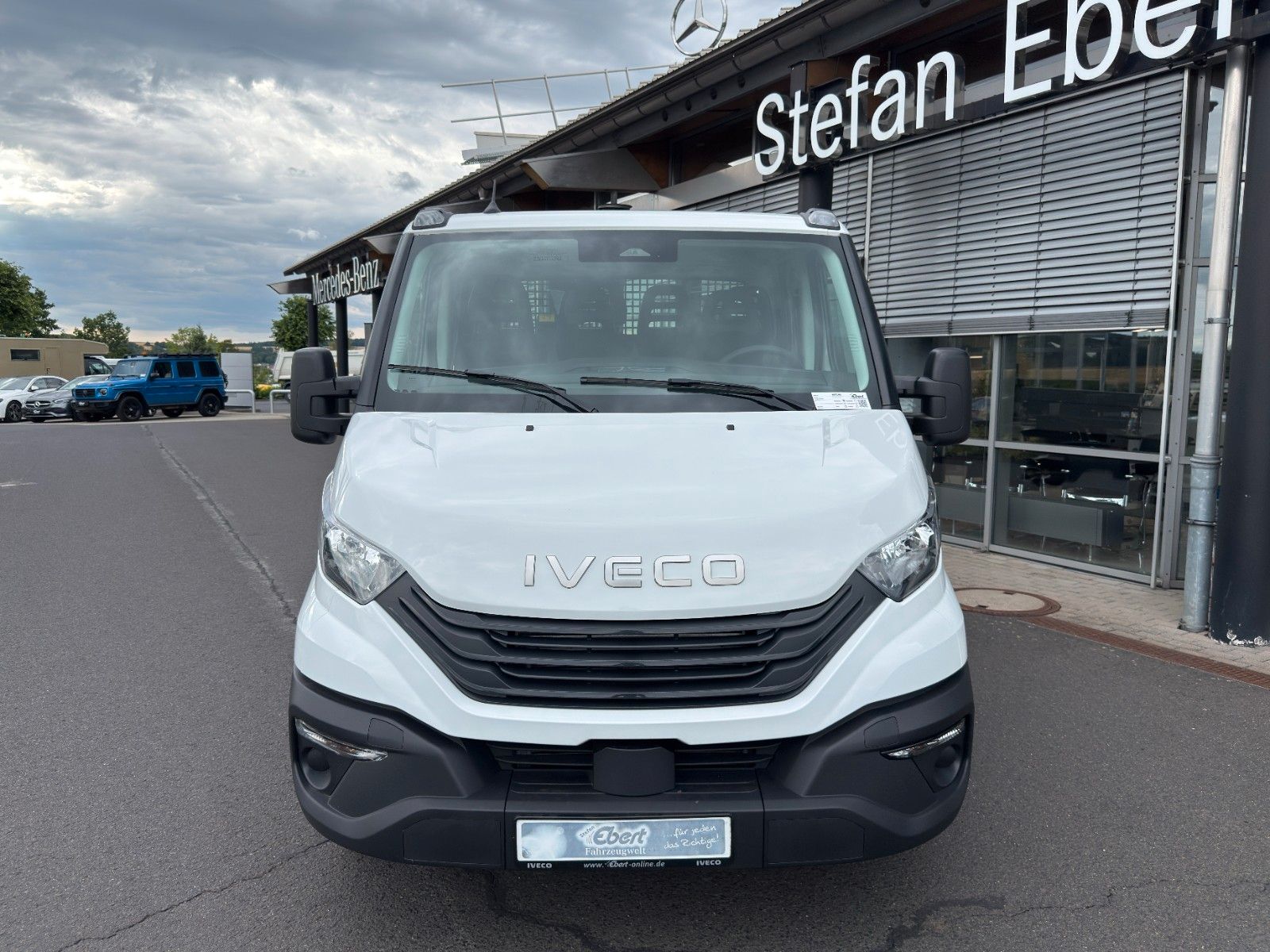 Fahrzeugabbildung Iveco Daily 35S14Y D Pritsche *R 3.450* AHK