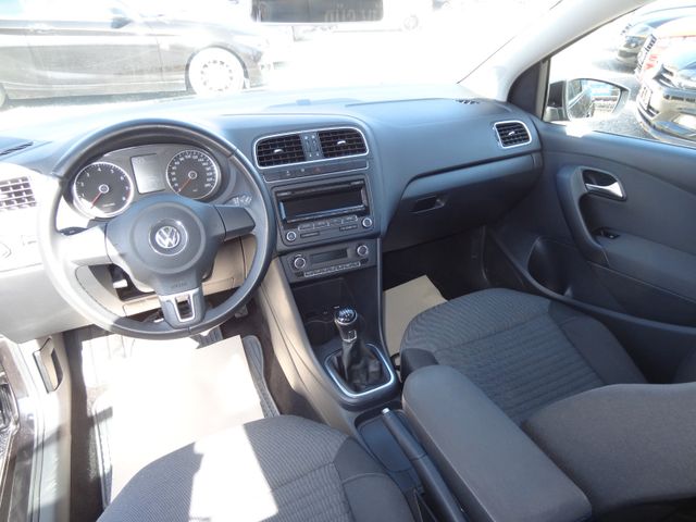Fahrzeugabbildung Volkswagen Polo V Comfortline/Klima/2.Hand/4-Türig/90PS/
