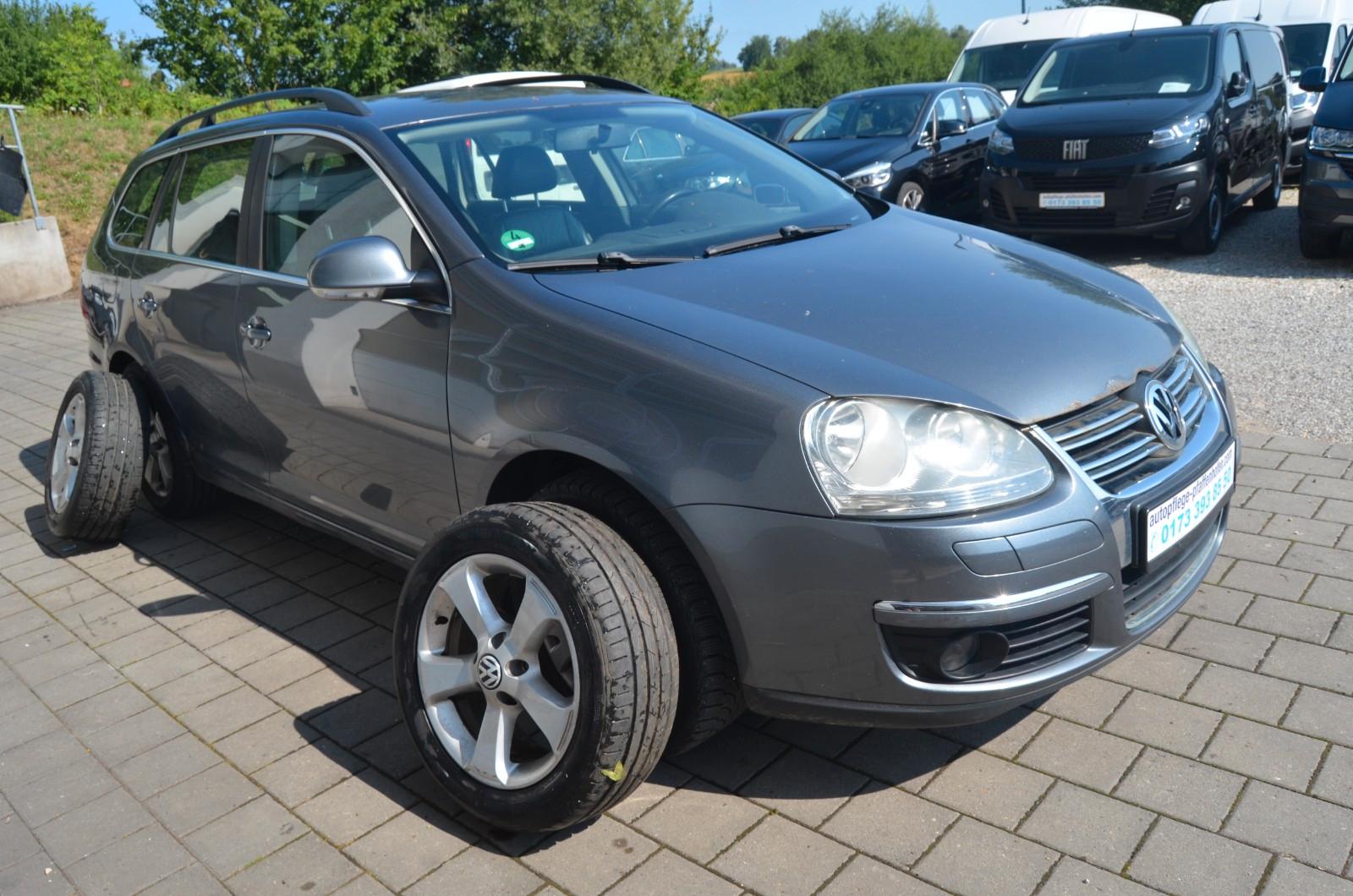 Volkswagen Golf 2008 — rear view