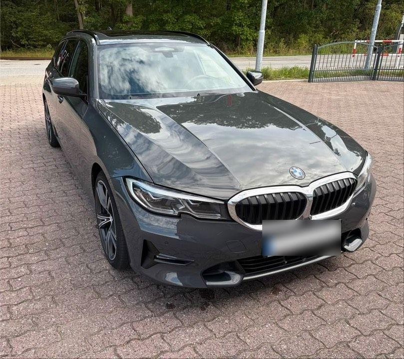 BMW 330