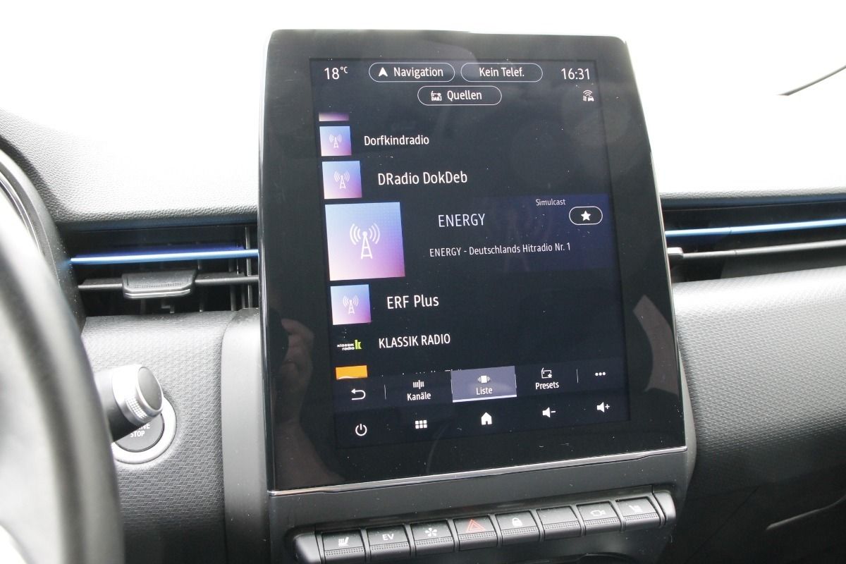 Fahrzeugabbildung Renault Clio V Intens Hybrid Automatik