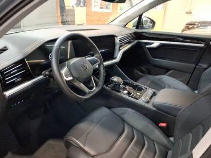 Volkswagen Touareg 3.0 TDI 4Motion LUFTFEDERUNG NAVI AHK GJ imagem 3