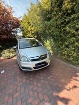 Opel zafira - Opel Zafira aus 2008 mit Diesel-Antrieb