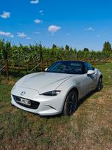Mazda MX-5 2.0 SKYACTIV-G 160 Sports-Line Sports-Line - Mazda MX-5: Weiß