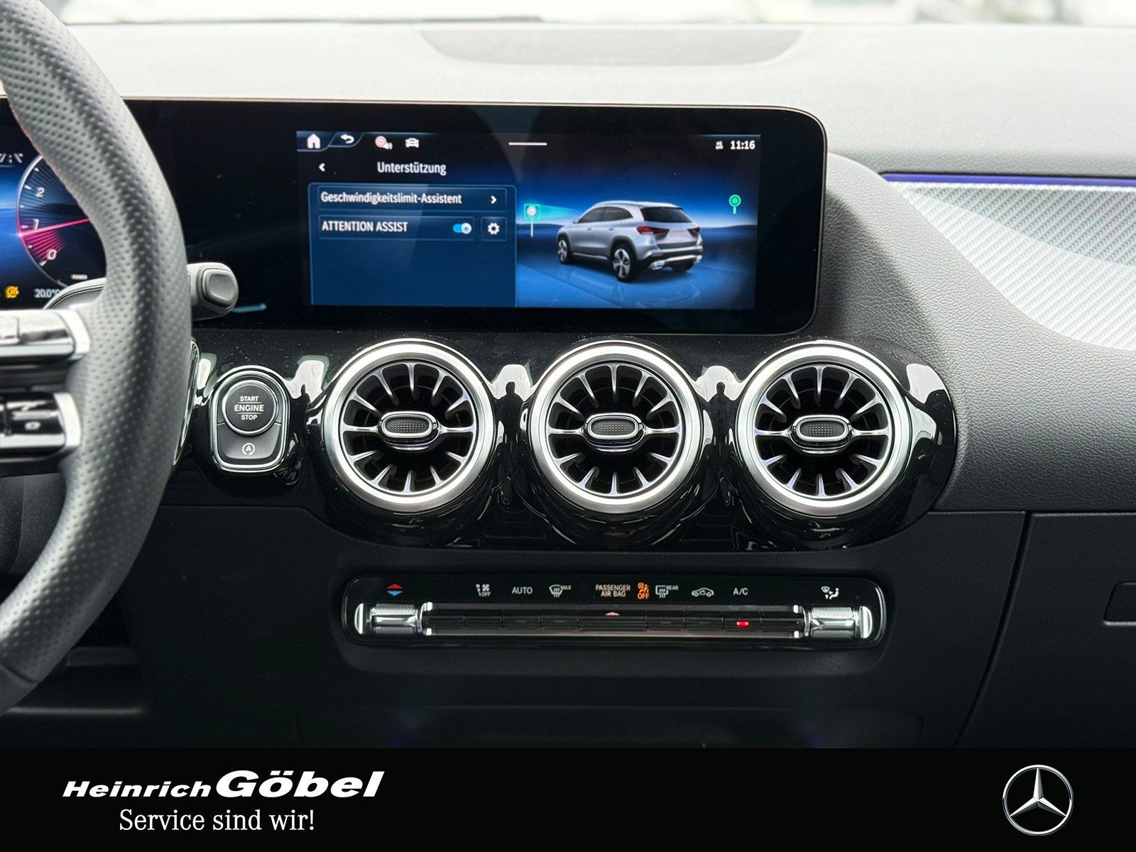 Fahrzeugabbildung Mercedes-Benz GLA 200 AMG*AHK*TOTWINKEL*NIGHT-PAKET*AMBIENTEBE