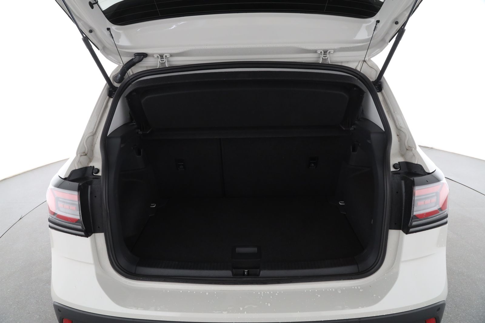 Volkswagen T-Cross - Bild 10