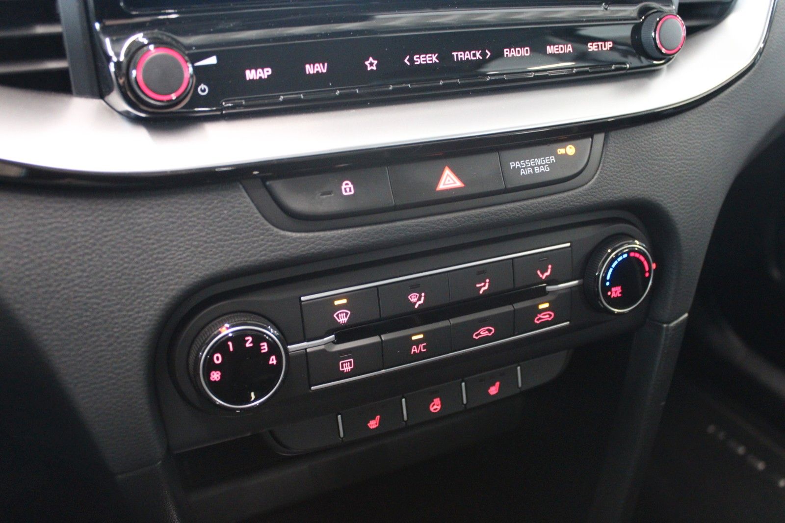 Fahrzeugabbildung Kia XCeed Vision Bi-LED NAVI SHZ LHZ Kamera ACC uvm.