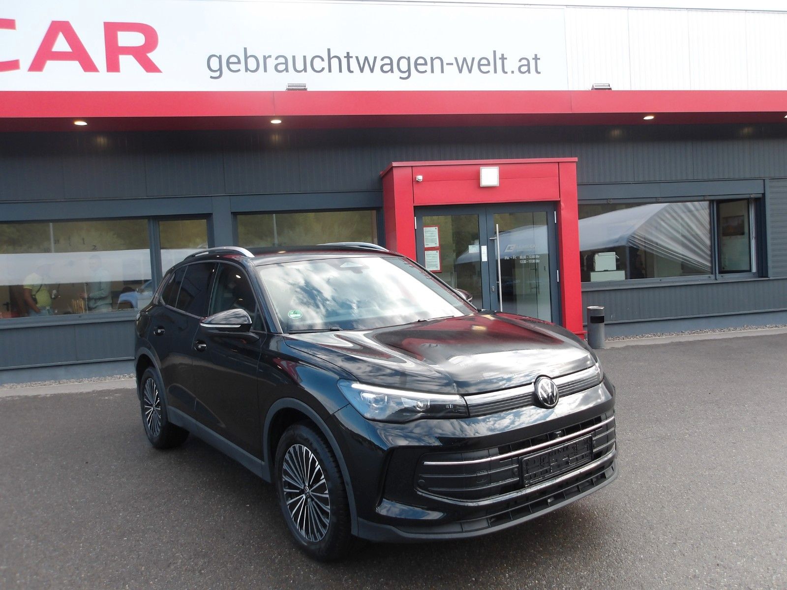 Volkswagen Tiguan TDI 4Motion Goal EXP € 27990.-- imagem 3
