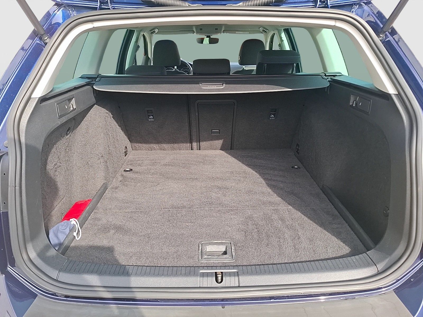 Fahrzeugabbildung Volkswagen Golf VII Variant TDI Join DSG Navi PDC SH LM