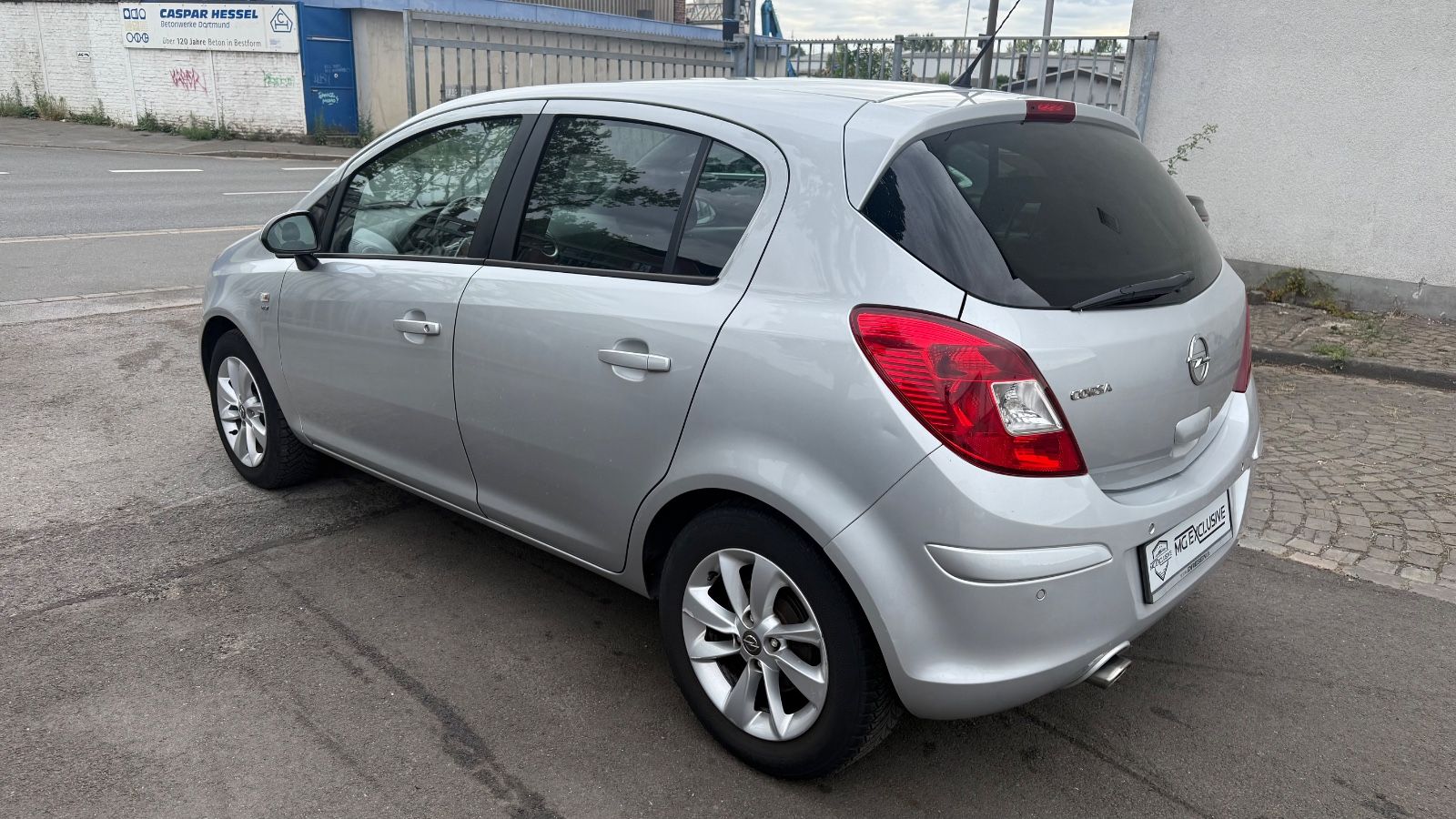 Fahrzeugabbildung Opel Corsa D Energy