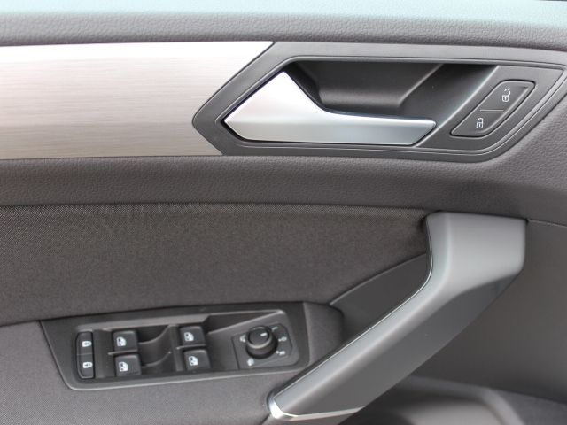 Touran 1.5 TSI Comfortline DSG NAVI/KLIMA/RFK